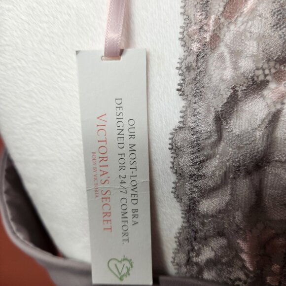 NWT Victoria's Secret Body by Victoria Racerback Perfect Coverage Bra - Size 44D - Picture 6 of 12